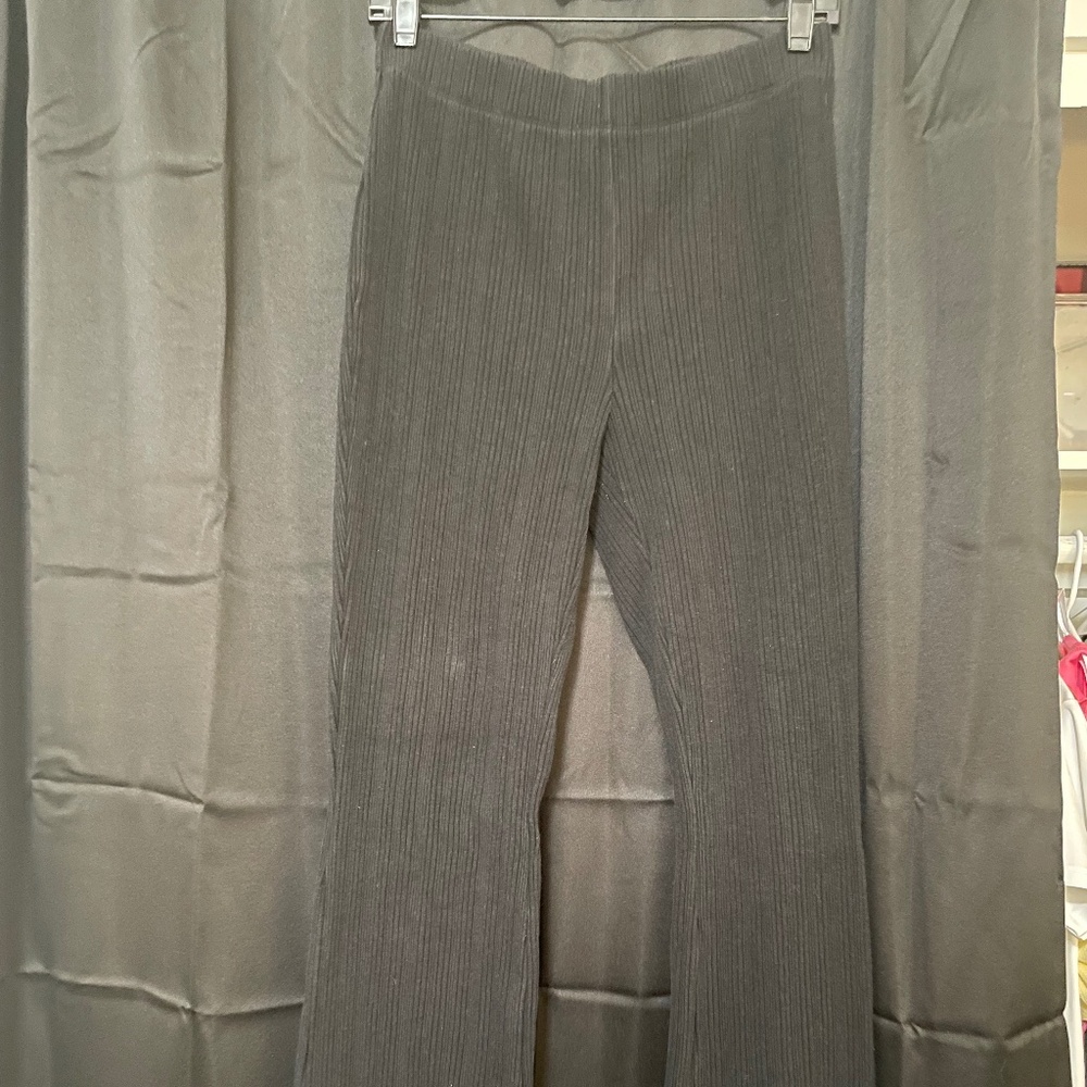 Vince black flare pull on pant